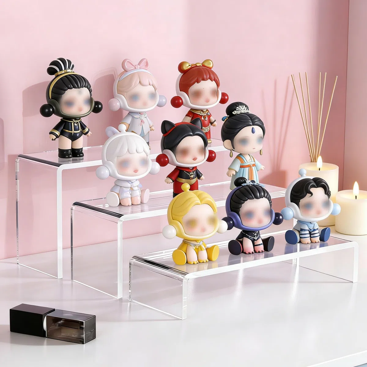8 pezzi Trasparente Espositore Acrilico Supporto: 4 Misure Risers Acrilico Trasparente Rettangolare Espositore Display Stand Trasparente Riser Scaffale per Gioielli Collectibles Figurine
