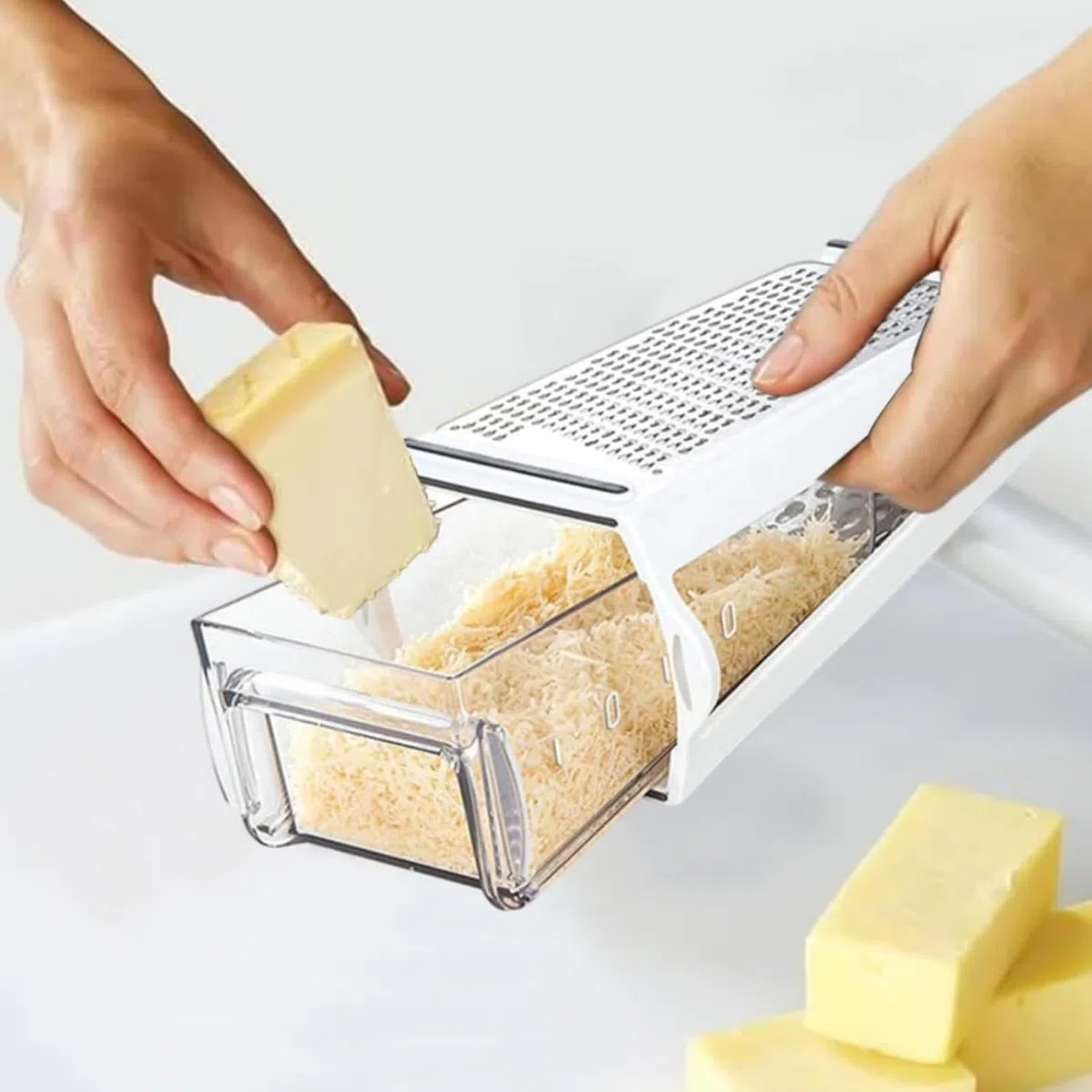 Grattugia per formaggi grattugiare - Grattugia professionale con contenitore per formaggio, in acciaio inox, rimovibile su entrambi i lati