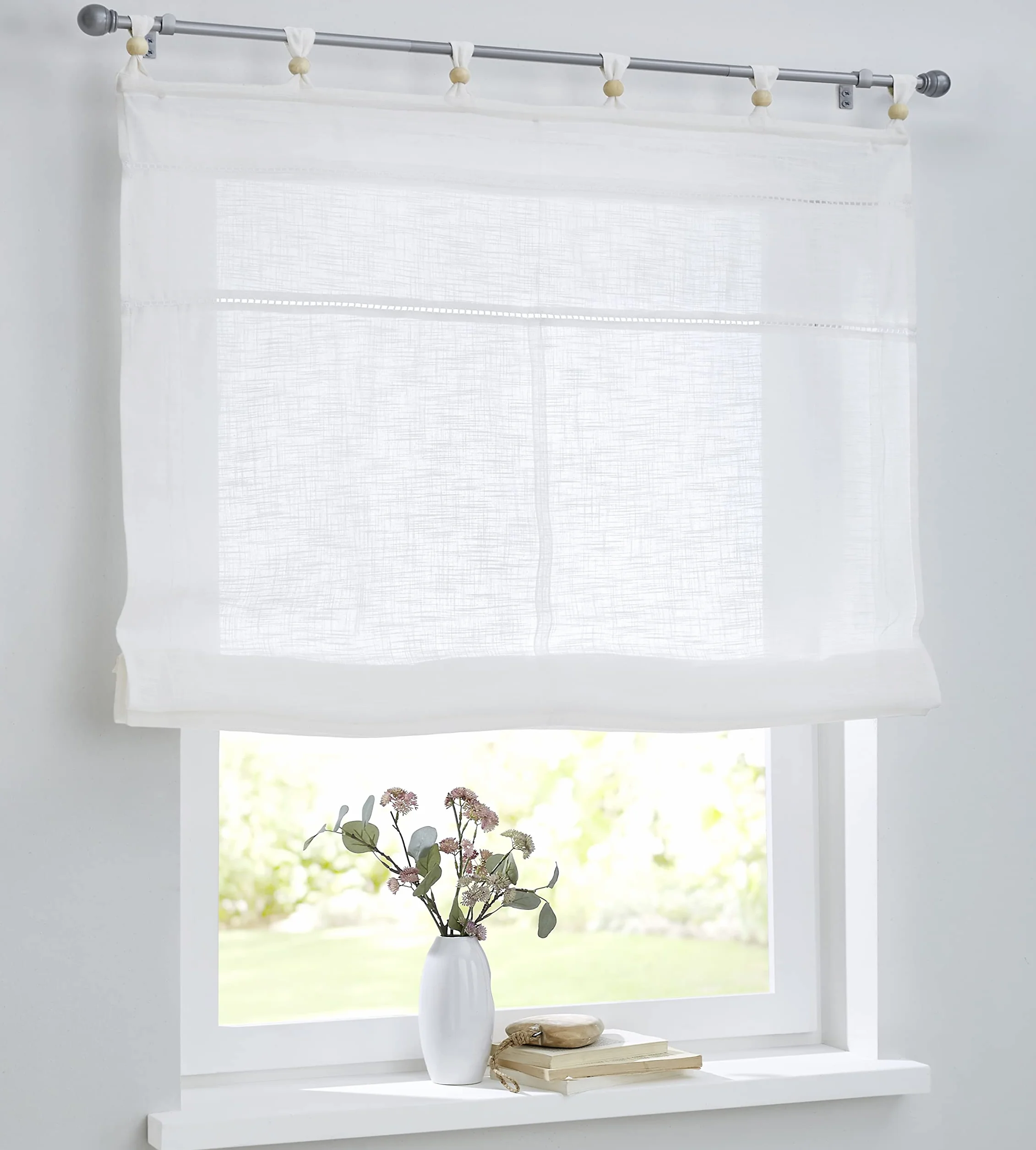 Woody Tenda a pacchetto bianca con passanti e sfere di legno, in puro cotone, effetto lino, larghezza 100 cm x altezza 140 cm