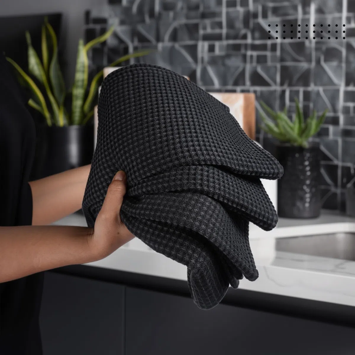 Encasa XO Asciugamani da cucina e salviette in cotone Grigio Nero | Strofinaccio in waffle e tessuto piatto | Set strofinacci | 70x45 cm | Riutilizzabile e ad asciugatura rapida Set di 4
