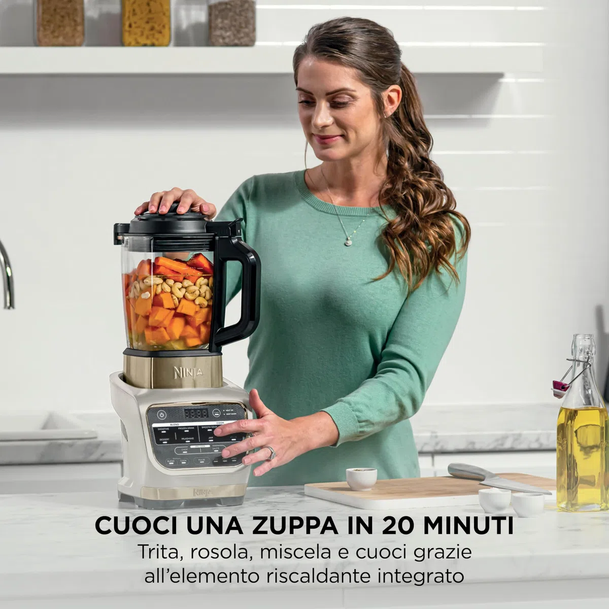 Ninja Foodi Frullatore Soup Maker, 1000W, caraffa in vetro 1,7L, 10 programmi, per cibo caldo e freddo, elemento riscaldante incorporato, programma di pulizia e spazzola, pietra oro, HB150EUSTGD