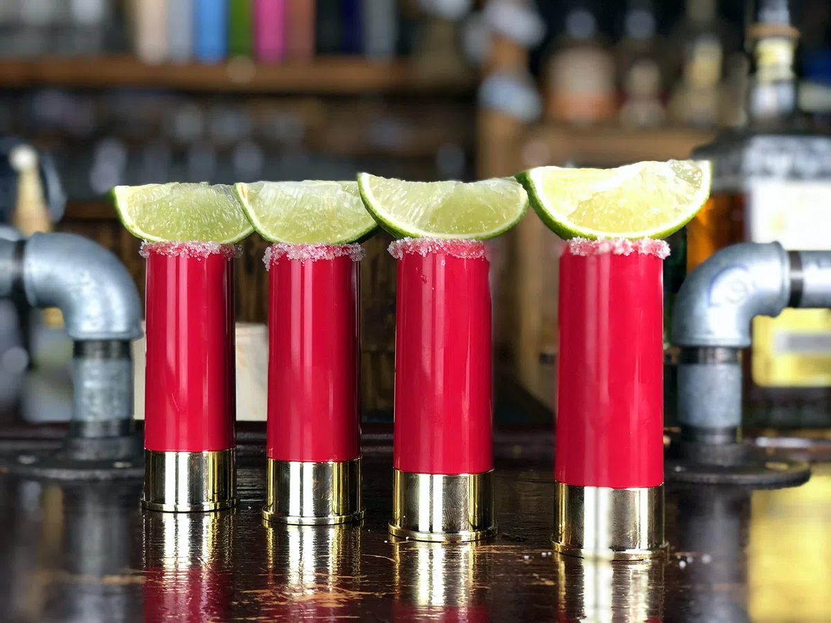 Bicchieri da shot calibro 12, confezione regalo da 4, bicchierini da sparo, alcool, ottima idea per uomini, mini tazze, per whisky, rum, tequila, liquori,ecc